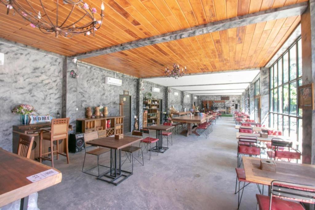 Oyo 75374班拉迈酒店 北碧府 外观 照片
