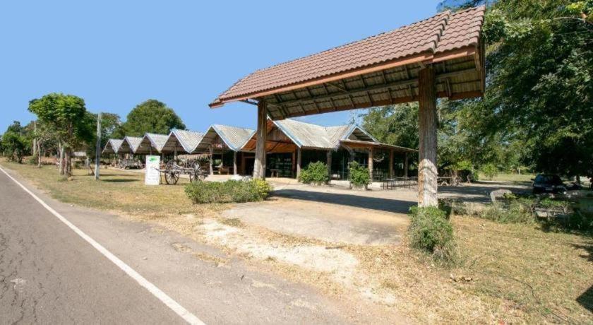 Oyo 75374班拉迈酒店 北碧府 外观 照片